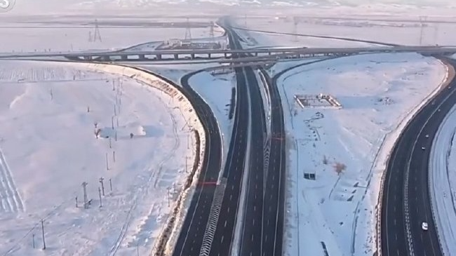 世界最长高速公路隧道——天山胜利隧道通车