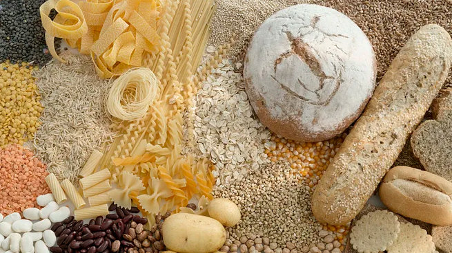 今日科普:睡前多吃点碳水就能快速入睡? 今日科普:睡前多吃点碳水就能快速入睡?