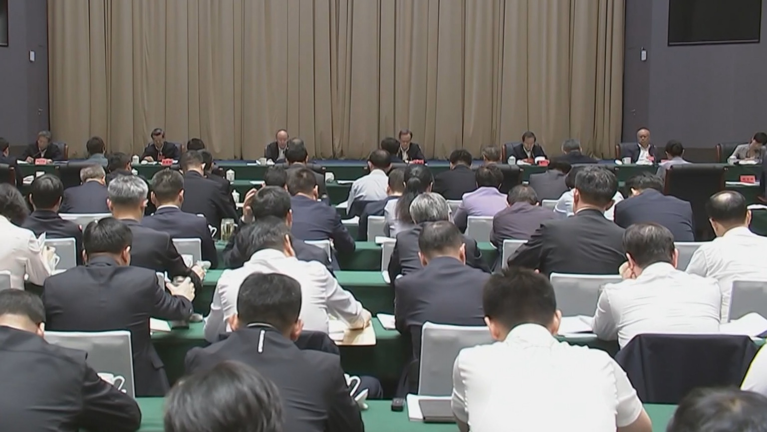 2025年京津冀党政主要领导座谈会在河北举行