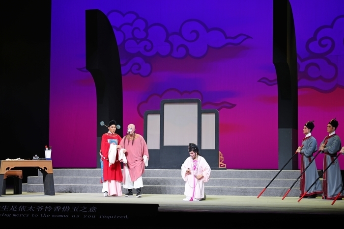 闽剧经典《贬官记》泉城首演，“虾油味”征服山东戏迷