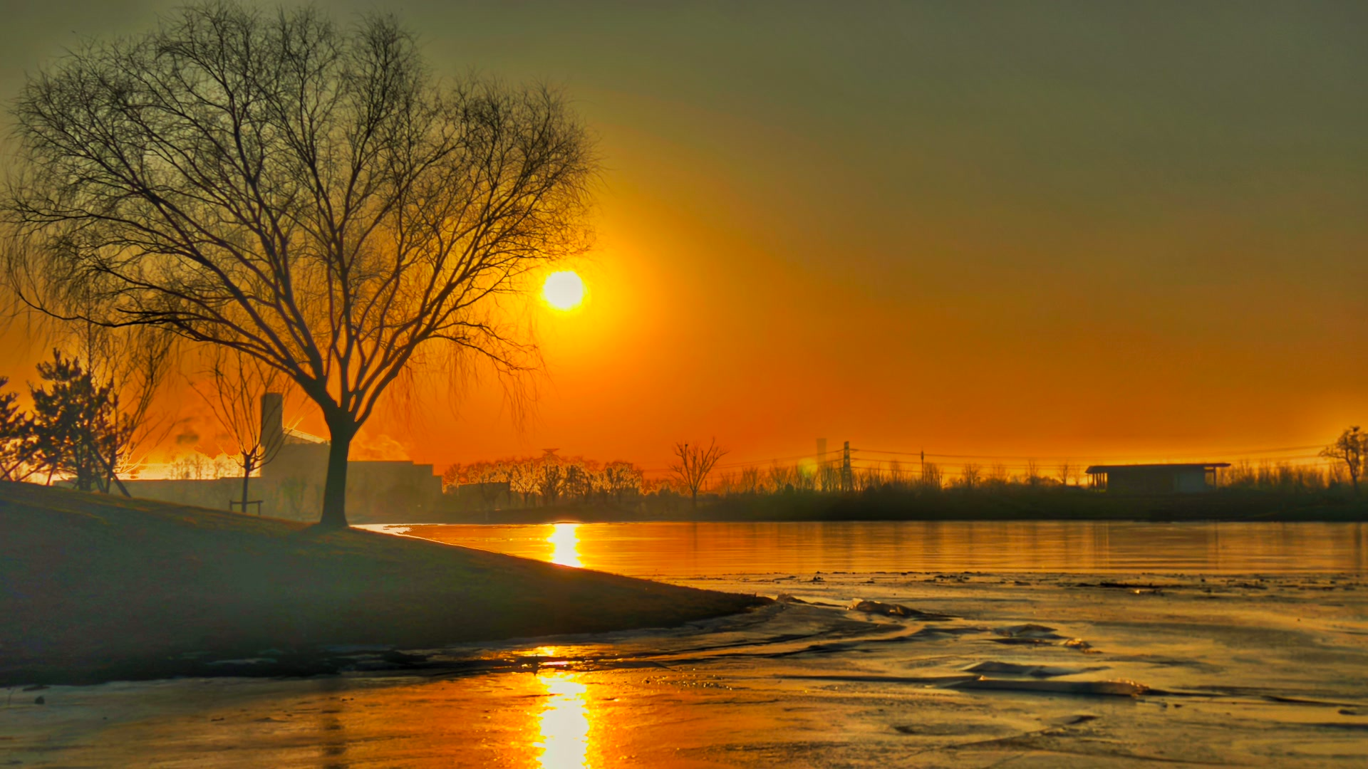 暖暖哒!北京今日夕阳余晖洒落古都 暖暖哒!北京今日夕阳余晖洒落古都