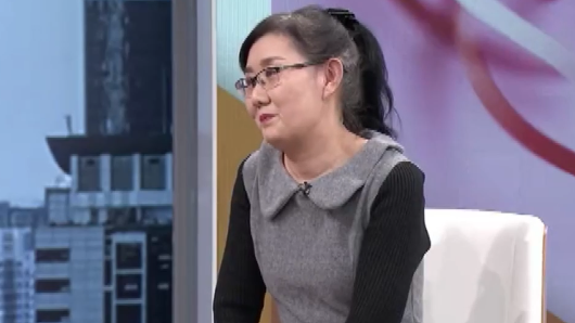 女士带着婆婆去嫁人 男士表示不接受