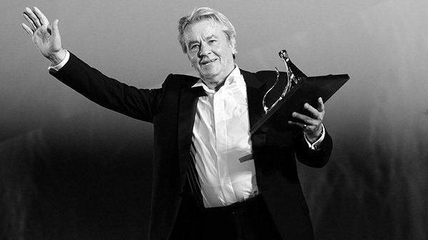 法国影星阿兰德龙去世,享年88岁 法国影星阿兰德龙去世,享年88岁