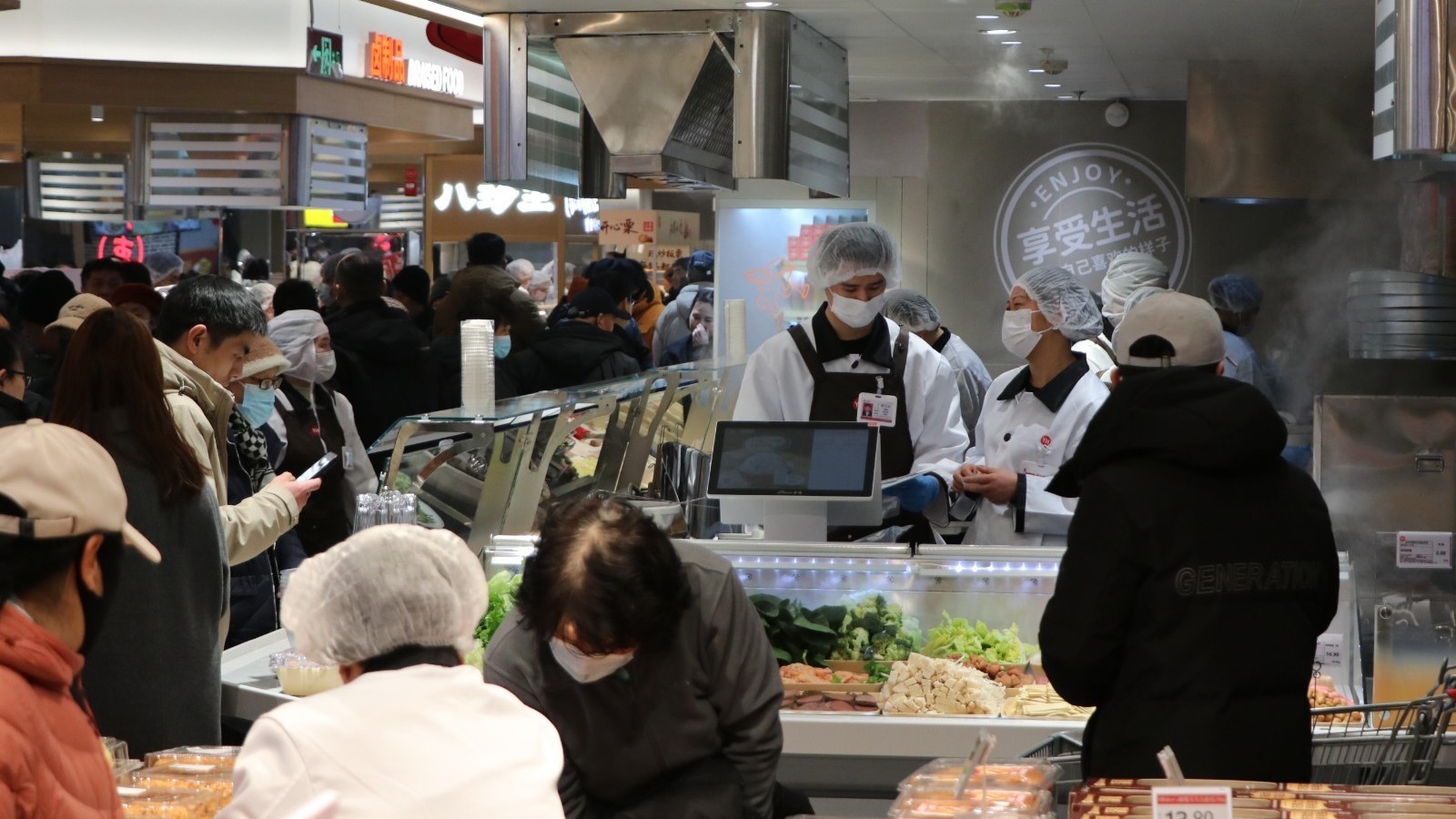 解决一日三餐！超市里面藏着一条美食街