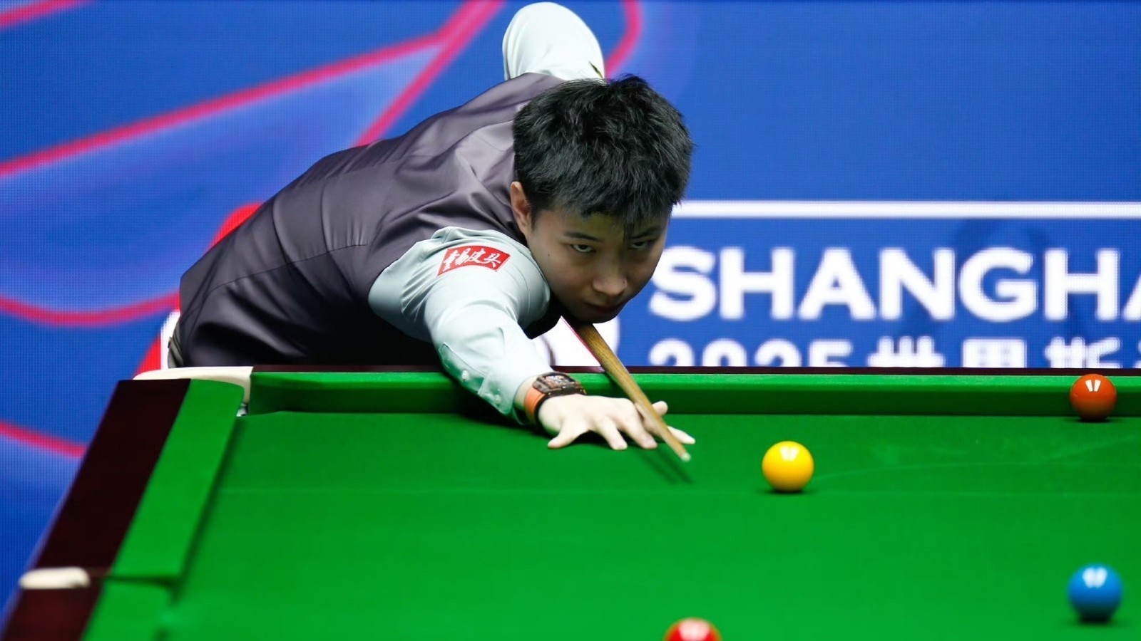 6比1!赵心童战胜丁俊晖闯入斯诺克上海大师赛四强 6比1!赵心童战胜丁俊晖闯入斯诺克上海大师赛四强